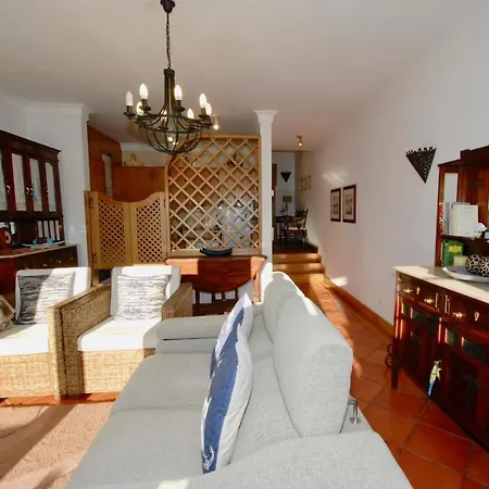 Tranquility - Charming Sea View 1 Bedroom In Amazing Daire